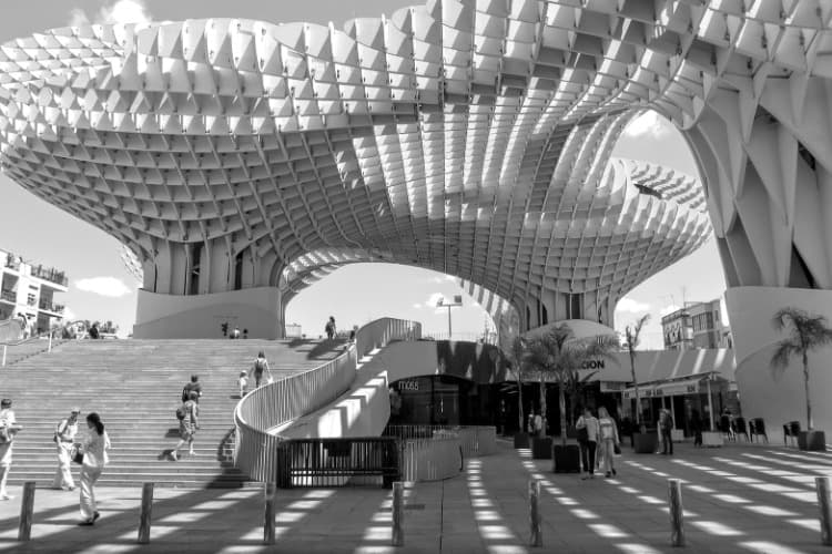 Una sfida per valorizzare i palazzi: concorso per la riqualificazione degli androni